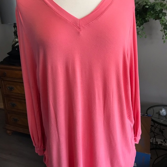 Peachy long sleeve - Picture 1 of 3